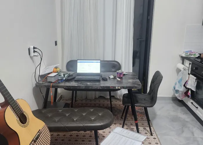 Avsallar Fatma Hanim 公寓 阿拉尼亚